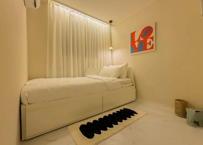 Gangnam,5 People,3minute Walk From Seonjeongneung Station,20 Minutes Jamsil, Itaewon アパート