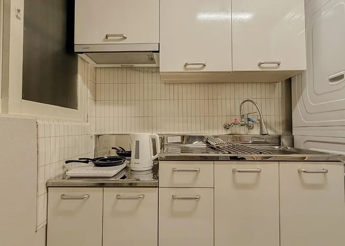 Gangnam,5 People,3minute Walk From Seonjeongneung Station,20 Minutes Jamsil, Itaewon アパート *
