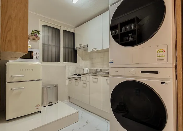 Gangnam,5 People,3minute Walk From Seonjeongneung Station,20 Minutes Jamsil, Itaewon ソウル特別市